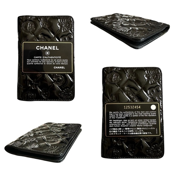 Authentic CHANEL Black Patent Leather Lucky Charms Passport Bifold Wallet & Box - Picture 6 of 15